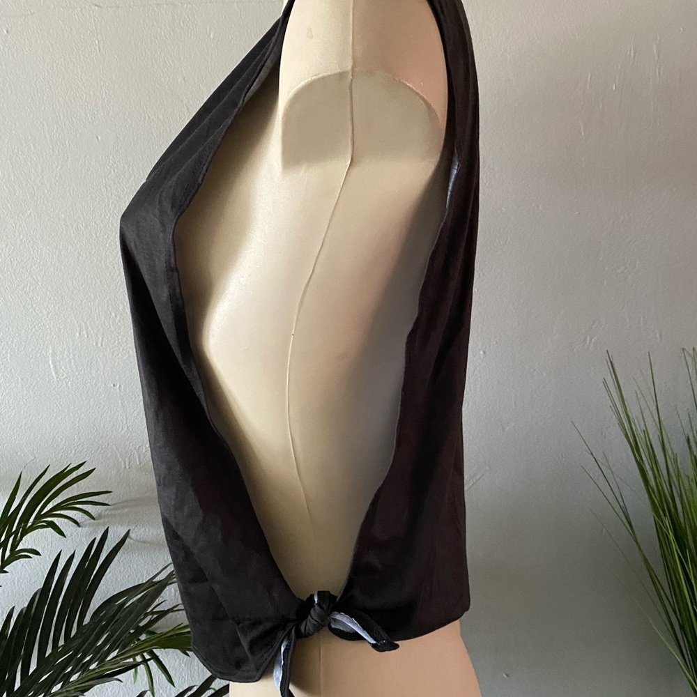 Stone Cold Fox 2 tanks Son of a Beach (Side Tie Tank) and  Wanna Bake Out XS - Picture 4 of 8